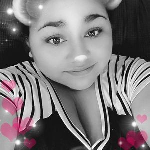 Meet your Posher, Estella